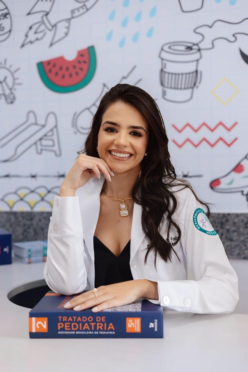 Dra. Isabela Borges de Freitas